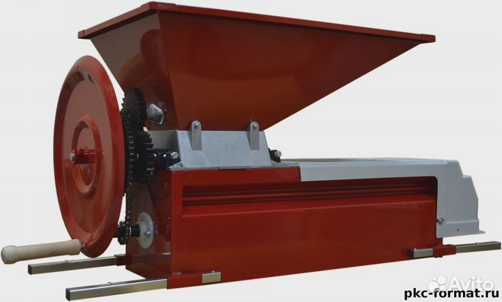 Ручной измельчитель с гребнеотделителем «molinara»