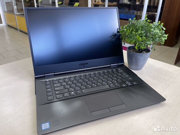 Игровой ноутбук Lenovo Legion/Core i5/IPS/144Ghz