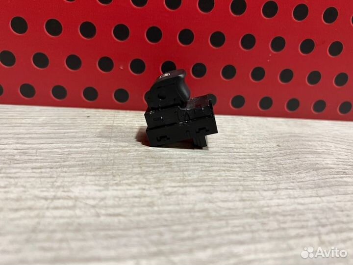 Кнопка стеклоподъемника Bmw 5 G30 B48B20A 2020