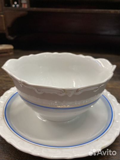 Соусник на блюдце