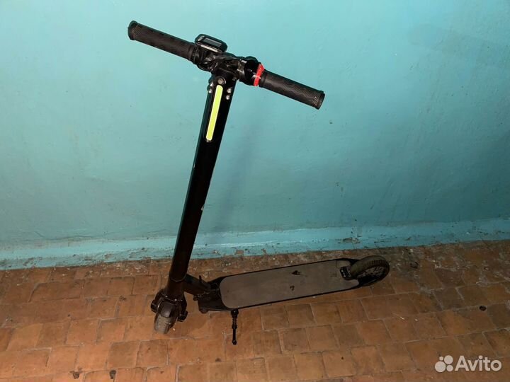 Электросамокат Iconbit