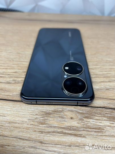 HUAWEI P50, 8/256 ГБ