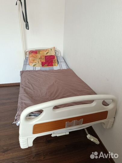 Кровать для лежачих больных