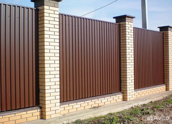 Заборы из профнастила