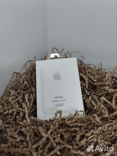 Повербанк для айфона Magsafe battery pack 5000 mah