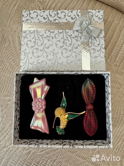 Брошь винтаж глушеное стекло