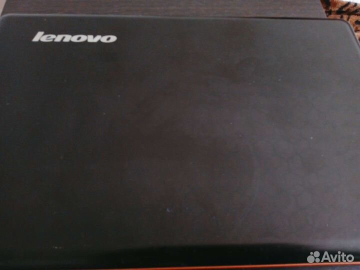 Ноутбук Lenovo Y550 обмен