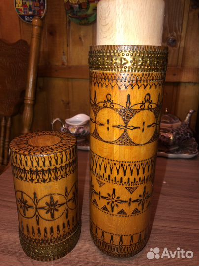 Тубус из дерева подарочный