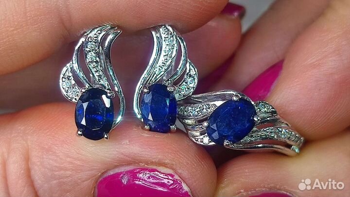 Комплект с сапфирами Мадагаскар, 16,5 р-р, 925