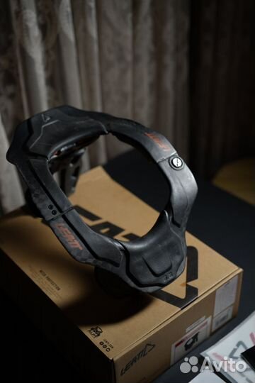 Leatt neck brace 6.5