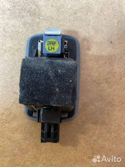 Плафон подсветки салона задний левый Hyundai Santa