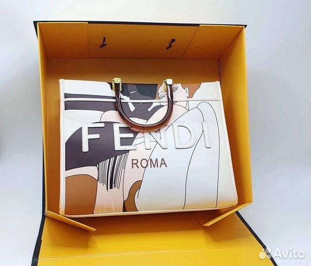 Сумки Fendi в наличии