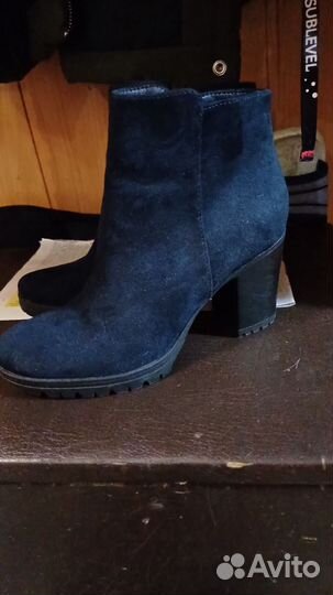 Ботинки женские 36размера