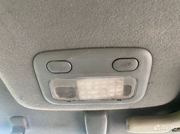 Плафон освещения салона перед Nissan Skyline R33