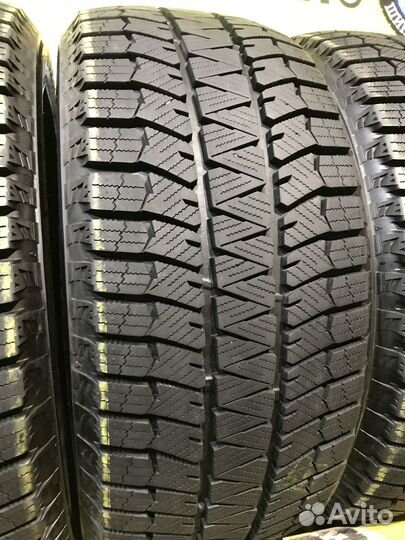 Bridgestone Blizzak WS-80 235/50 R18 101H