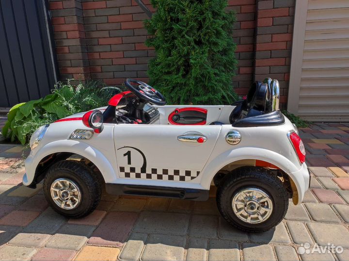 Детский электромобиль бу