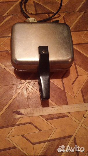 Электровафельница СССР советская