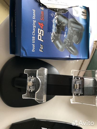 Держатель зарядка для 2х джойстиков PS4