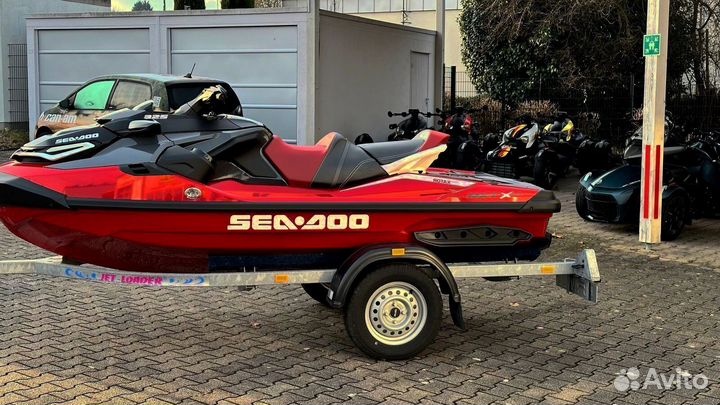 Гидроцикл BRP SEA-DOO RXT-X 325 Red Premium