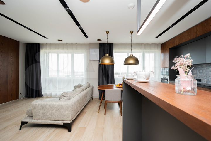 3-к. квартира, 134,4 м², 2/2 эт.