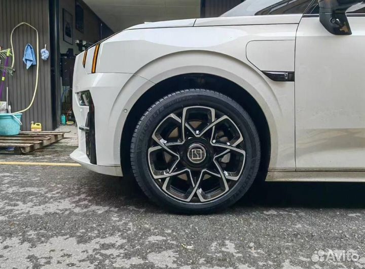 Диски zeekr 009