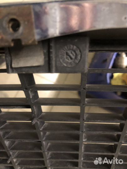 Решетка радиатора