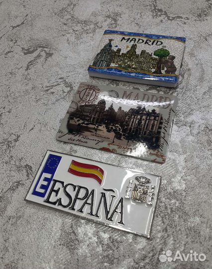 Магниты на холодильник