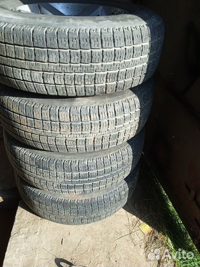 Комплект колес на 15 Нива