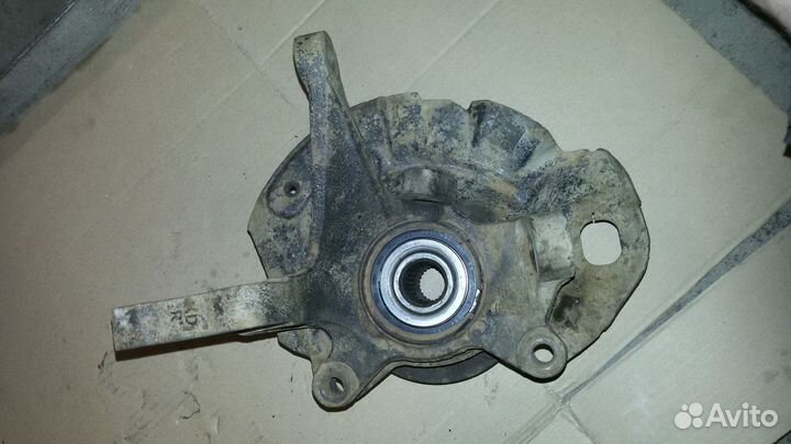 Хендай элантра XD поворотный кулак