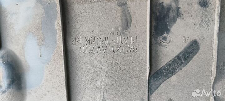 Nissan primera накладка багажника