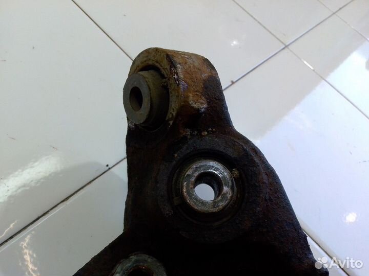 Кулак поворотный задний правый (Infiniti QX60)