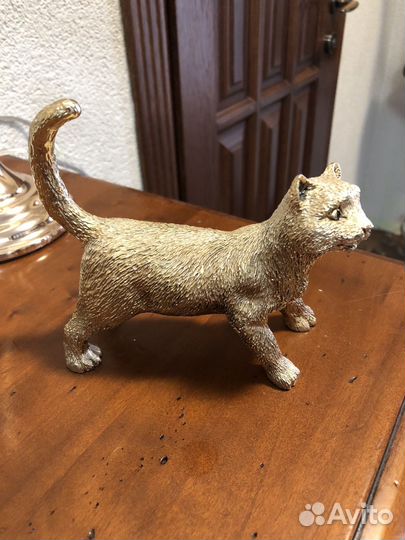 Статуэтка Кот
