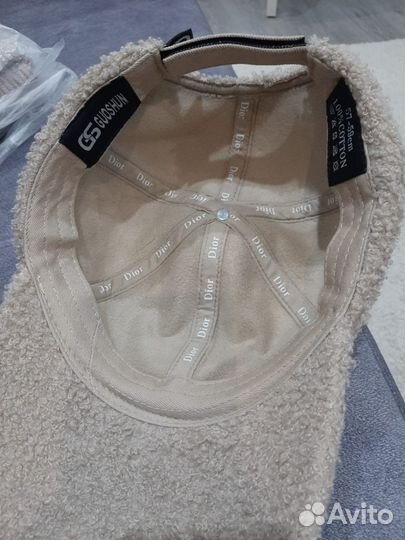 Весенний женский головной убор