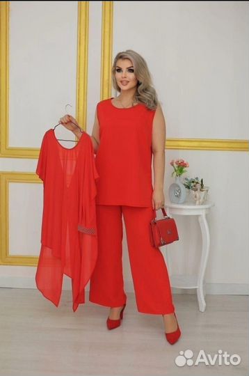 Костюм тройка