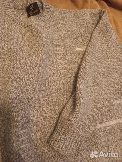 Свитер мужской