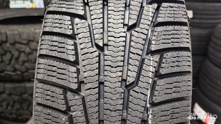 Nokian Tyres Hakka Van 225/75 R16C 121R