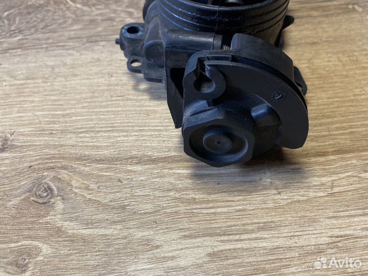 Peugeot 206 дросельная заслонка 1,6 бензин