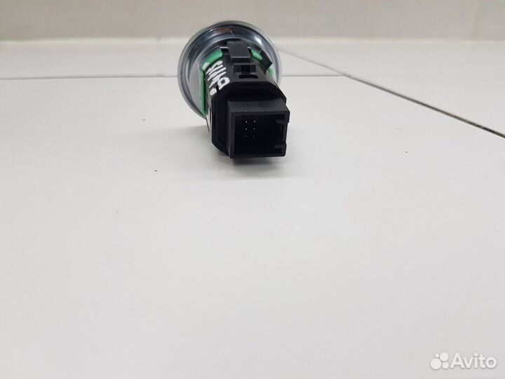 Кнопка запуска двигателя (Haval F7)