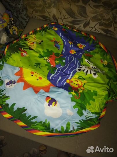 Развивающий коврик