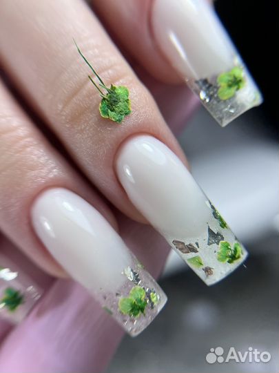 Наращивание ногтей