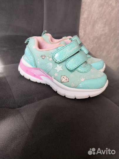 Кроссовки для девочки kapika 22