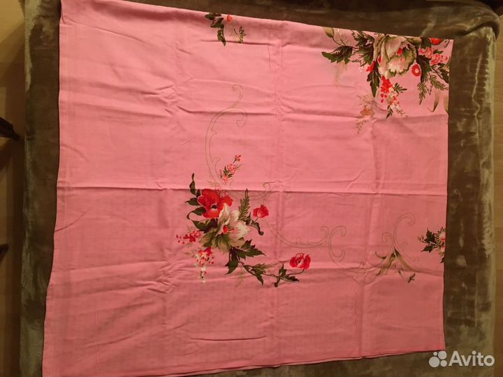 Новая скатерть 2,3 на 2 м