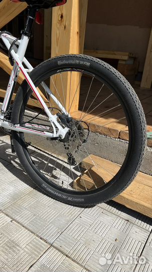 Велосипед GT avalanche elite 27,5