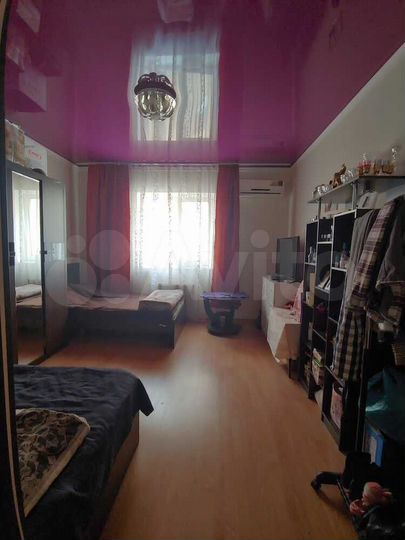 3-к. квартира, 65 м², 2/4 эт.