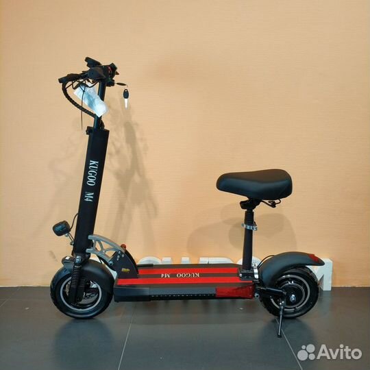 Электросамокат Kugoo M4