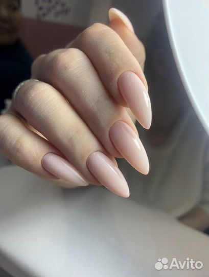 Мастер маникюра