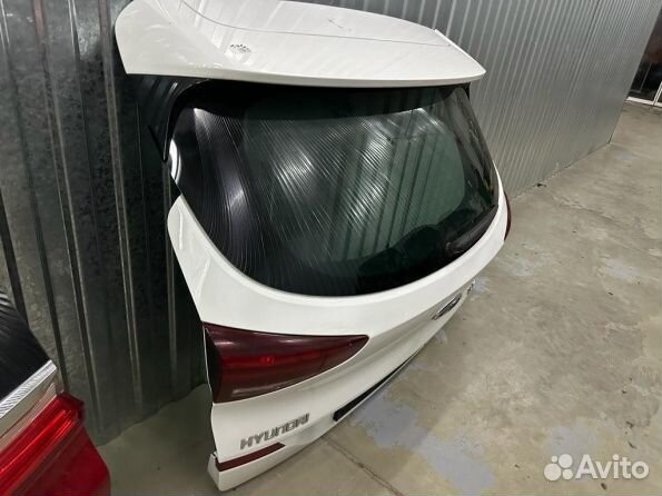 Hyundai Tucson 3 крышка багажника
