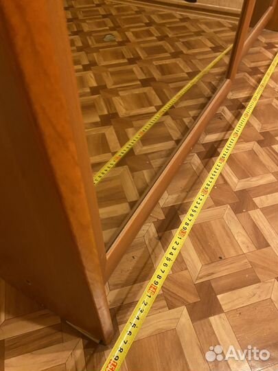 Шкаф купе с зеркалом