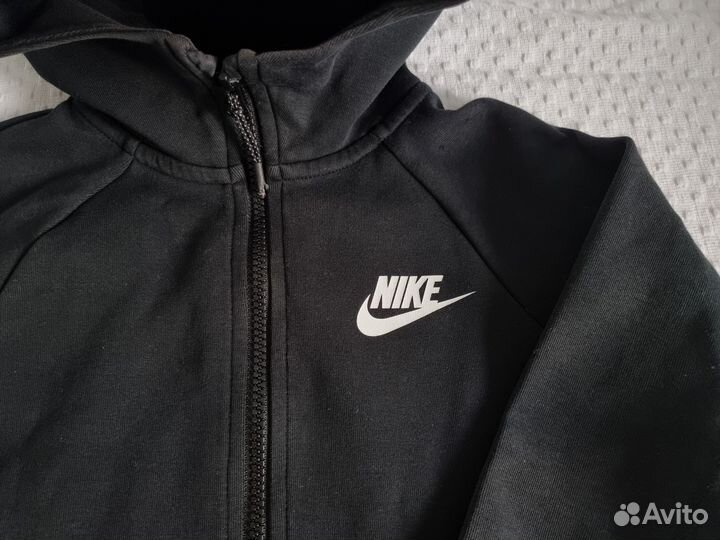 Спортивная кофта для мальчика Nike 122 128