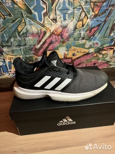Кросовки adidas